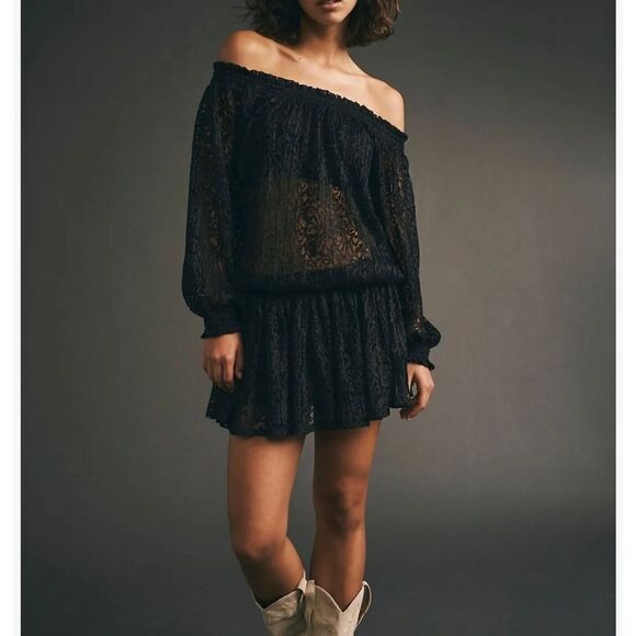 NWT People, Carina Meadow Lace Dress Size L Retail $350.
New with tag - Picture 5 of 11